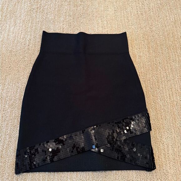 BCBGMaxAzria Black Bandage Skirt with sequence - Picture 2 of 7